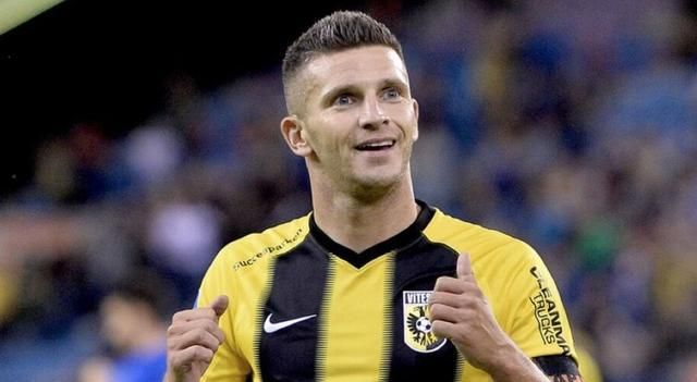 赛场上的重 赛场上的重