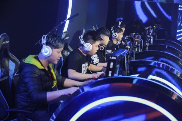 完成突破 完成突破